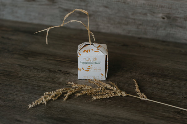 Shampoo e Balsamo Solido 2 in 1 per Cuoio Capelluto Sensibile - La Dolce Rivoluzione per il tuo Cuoio Capelluto! 🌱