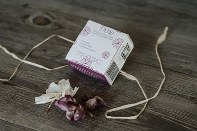 Pazienza Infinita – Kit regalo con bagnodoccia solido e spray lenzuola per la Festa della Mamma
